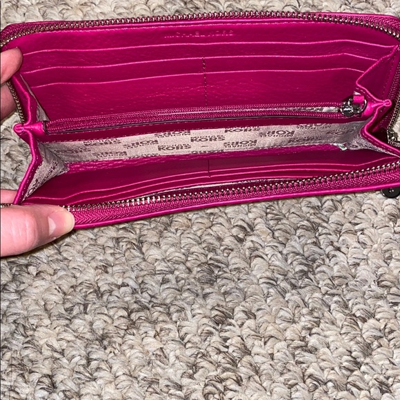 Wallet - Picture 2 of 2